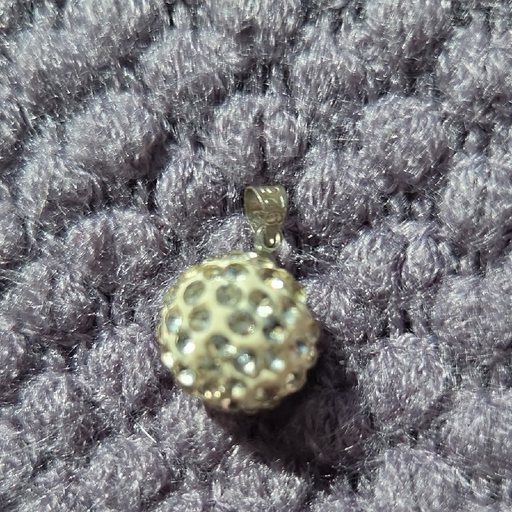 Elegant Sparkly Silver Pendant